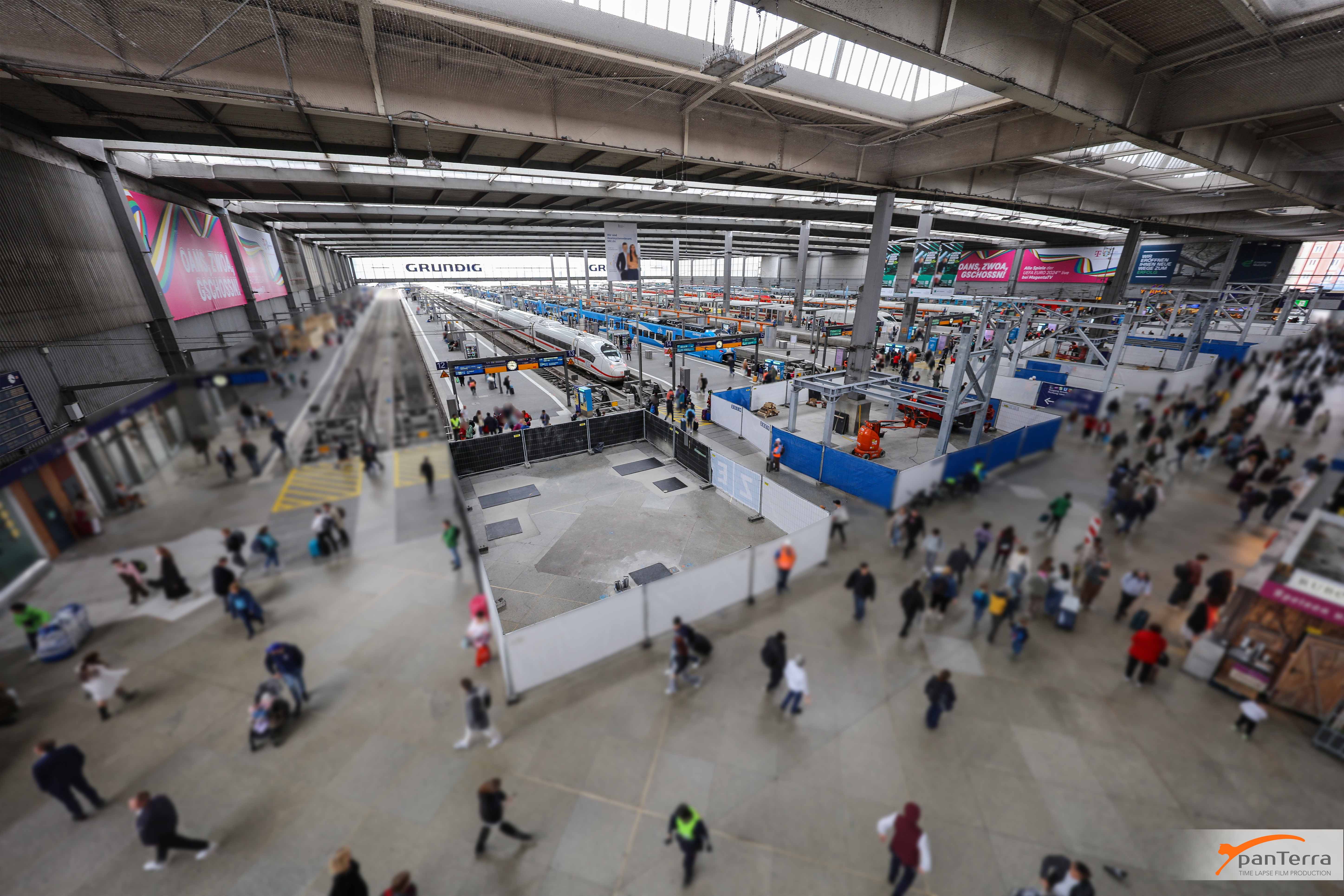 Der Münchner Hauptbahnhof aus der Vogelperspektive.