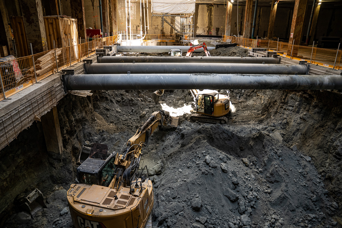 Führung über die Baustelle.